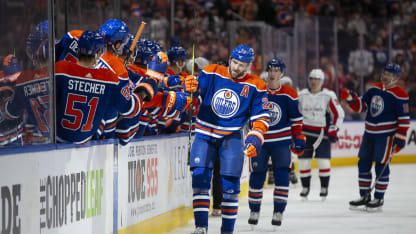 Edmonton Oilers feiern Sieg dank Vier-Punkte-Spiel von Leon Draisaitl und Hattrick von Zach Hyman