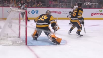 Tour du chapeau pour Pavel Zacha