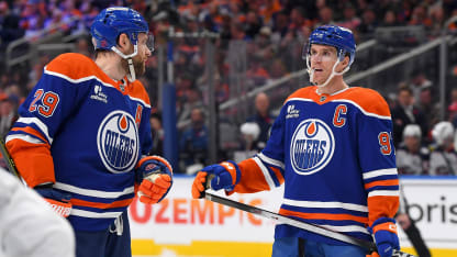 McDavid dal dva góly proti Columbusu