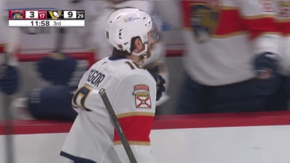 FLA at PIT: Gregor scores on backhand