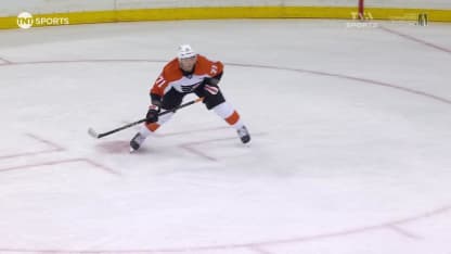 Une puissante frappe de Foerster