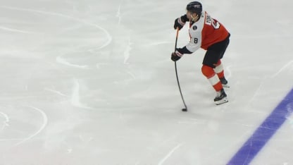 York buries a long-distance dart