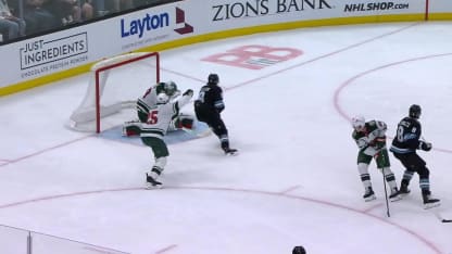 Keller creuse l'écart du revers