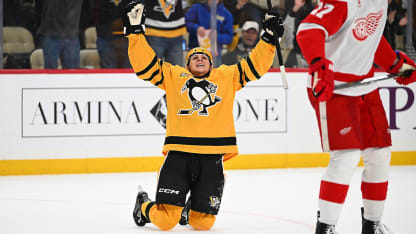 Lizotte spins and scores