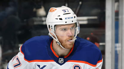 McDavid se vrací na místo činu