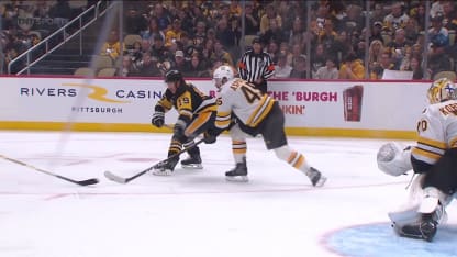 BOS@PIT: Dewar scores goal against Joonas Korpisalo