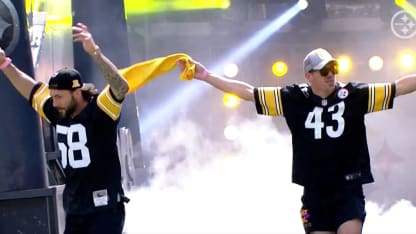 Letang et Malkin énergisent la foule avant le match des Steelers