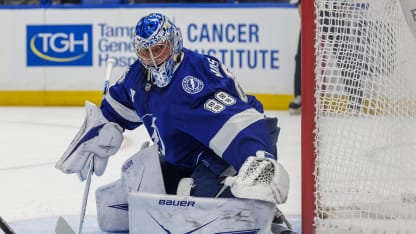 Andrei Vasilevskiy brilló con una nueva blanqueada