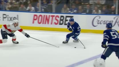 Cowan et les Leafs étourdissent les Panthers