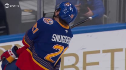 Snuggerud bien servi par Thomas