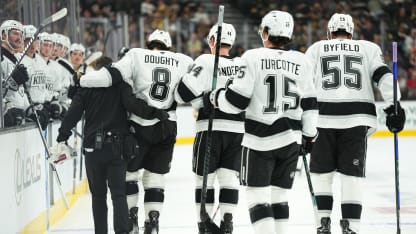 Drew Doughty faellt mit gebrochenem Knoechel monatelang aus