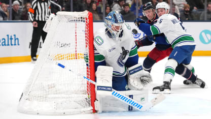 Lankinen ei pystynyt torjumaan Canucksia voittoon