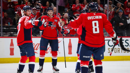 Ovechkin records 700th assist on Protas' goal