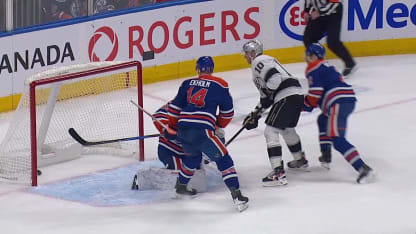 Perry buries the rebound for PPG