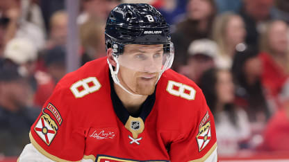 Nico Sturm Wild blessure absence six huit semaines