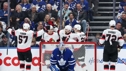 Senators down Leafs in Toronto