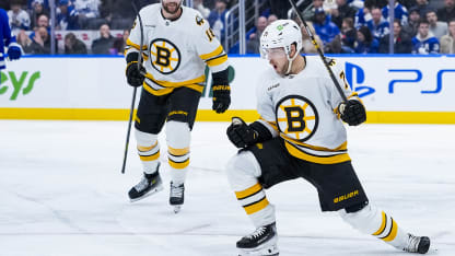 Arvidsson finishes Bruins' tenacious forecheck