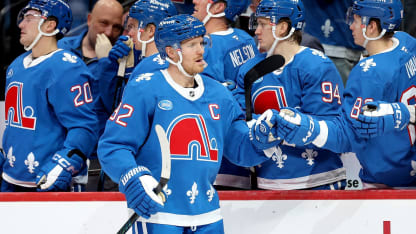 Två mål, assist från Landeskog