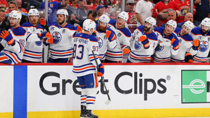 Nugent-Hopkins nastartoval Oilers
