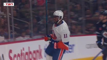 NYI@WPG: Duclair scores goal against Connor Hellebuyck