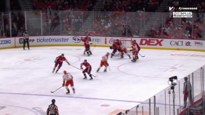 ANA@WSH: Sennecke scores goal against Charlie Lindgren