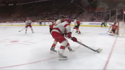 Jankowski reçoit un cadeau