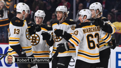 Pastrnak-Bruins-Celebrate-badge-Laflamme