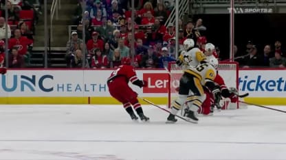 Karlsson crée l'égalité sur un brillant effort