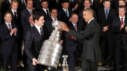 Crosby_2016Cup_WhiteHouse_visit