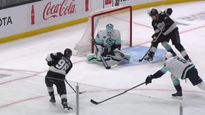 SEA@LAK: Kuzmenko scores PPG against Joey Daccord