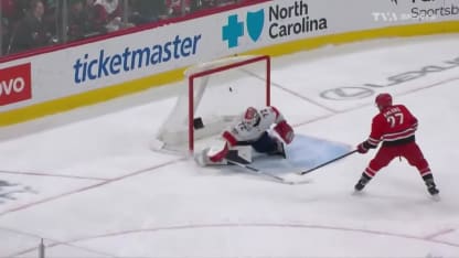 Ehlers complète un excellent échange en A.N.