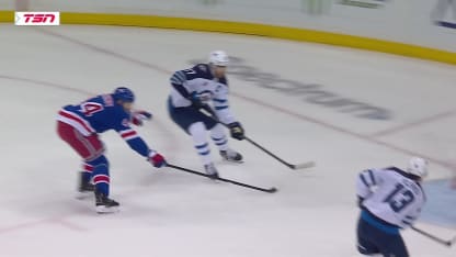 WPG@NYR: Lowry scores goal against Dylan Garand