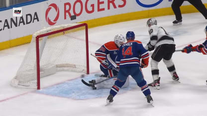 Perry réplique en A.N.