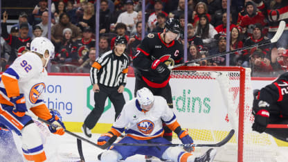 Soucy se transforme en gardien!