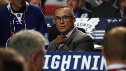 Yzerman-GM-Lightning_2568x1444