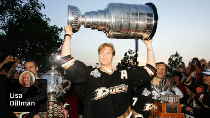 Chris Pronger Stanley Cup with Ducks, Dillman badge