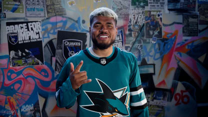 Venezolano Josef Martínez disfruta del hockey ahora en San Jose