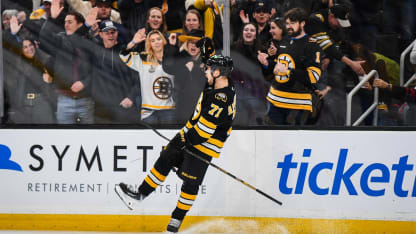 Arvidsson nätar för Bruins