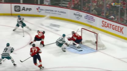 SJS@FLA: Ferraro scores goal against Sergei Bobrovsky