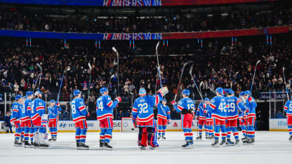 Boston Bruins v New York Rangers