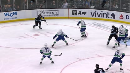 VAN@UTA: Crouse scores goal against Kevin Lankinen