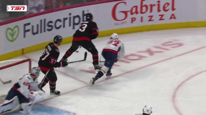 WSH@OTT: Perron scores goal against Logan Thompson