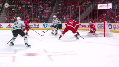 Hintz complète une belle passe