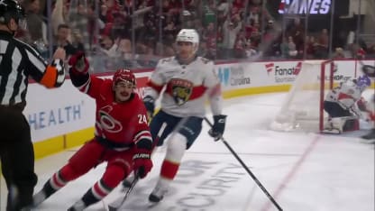 Jarvis s'échappe et marque en A.N.