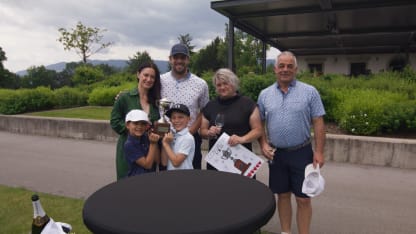 Anze Kopitar surprised with 2025 Lady Byng Trophy on family trip