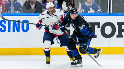 Record d’Ovechkin : Matthews ne veut même pas être considéré