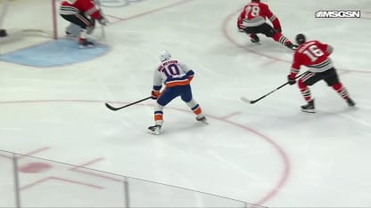 NYI@CHI: Holmstrom scores goal against Arvid Soderblom