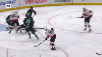 Stützle's 30th goal of season