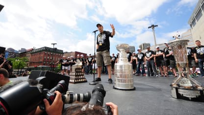 Bergeron_Patrice_6-18-11PreParadeSendoff_1_Credit Michael Ivins-Boston Bruins