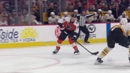 Dvorak ouvre la marque à deux contre un